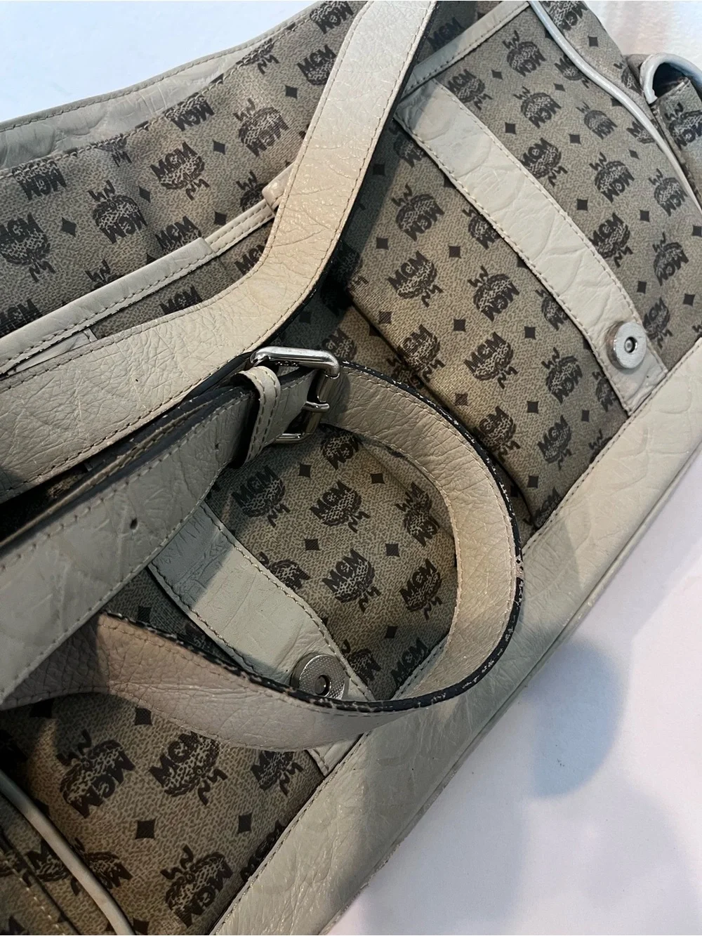 MCM VISETOS MONOGRAM MESSENGER BAG
